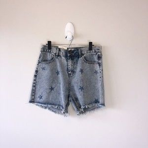 Umgee Star Print High Waisted Denim Shorts Distressed Fray AcidWash Size 5 NWT’s